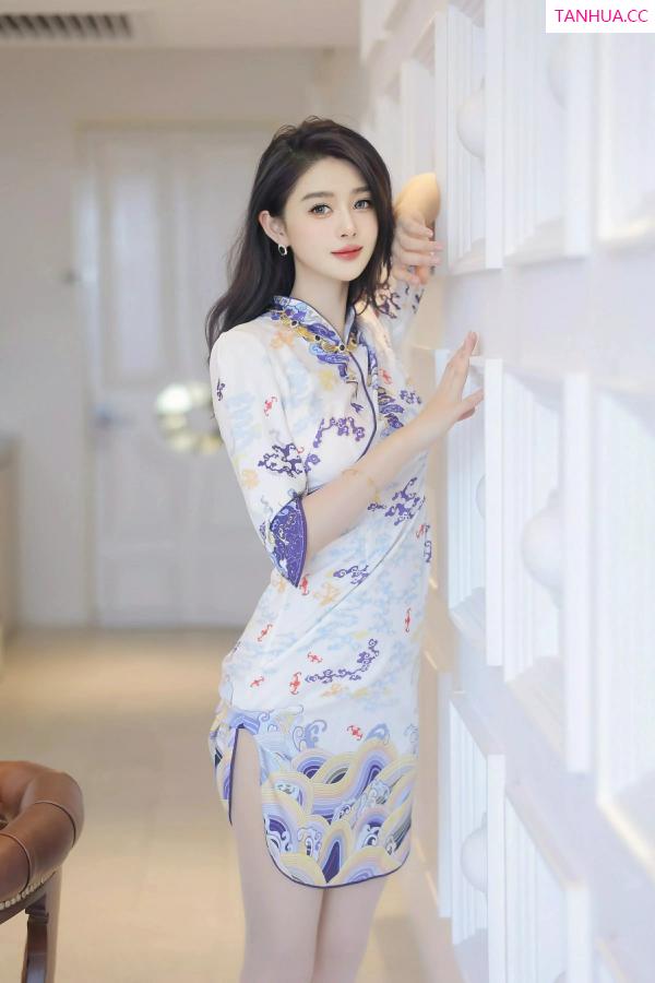   [XiuRen]高清写真图 2025.04.11 No.10144 Candy糖糖 马来西亚旅拍第6张图片